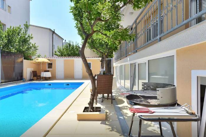Mikuljan Apartments Stobrec Exterior photo